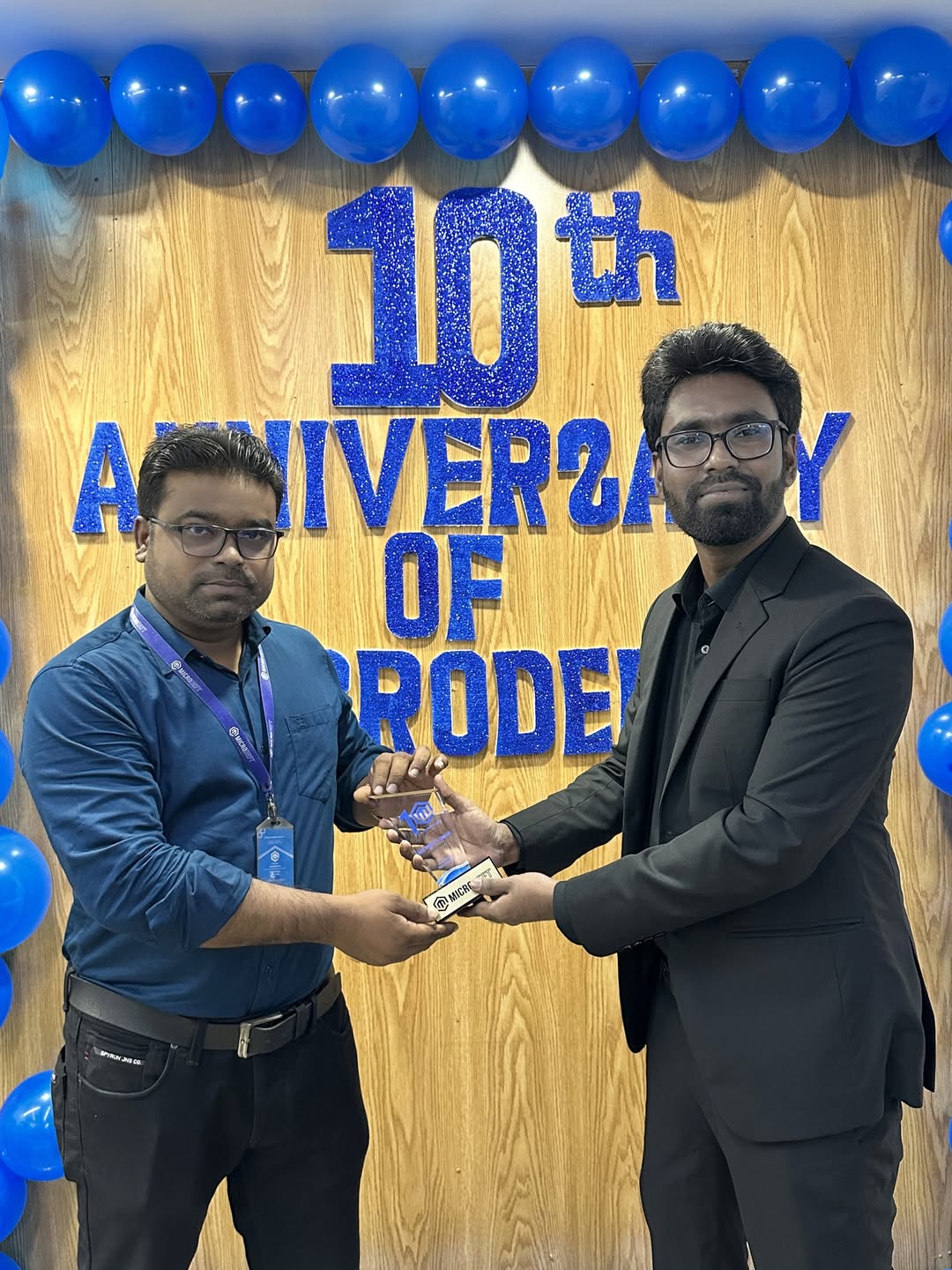 Crest from MicroDeft CEO